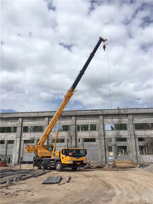 南票区吊装作业前会做设备检查吗？安全保障措施有哪些？